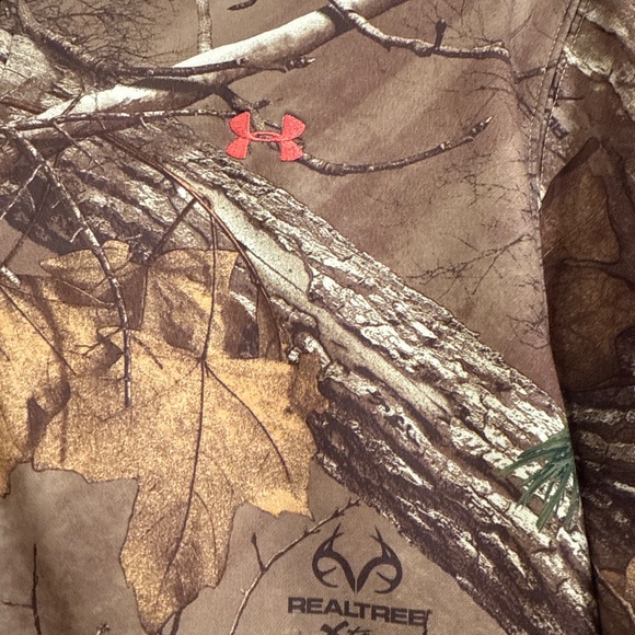 UnderArmour Full Zip Realtree Xtra Camo Hoodie - Picture 2 of 5